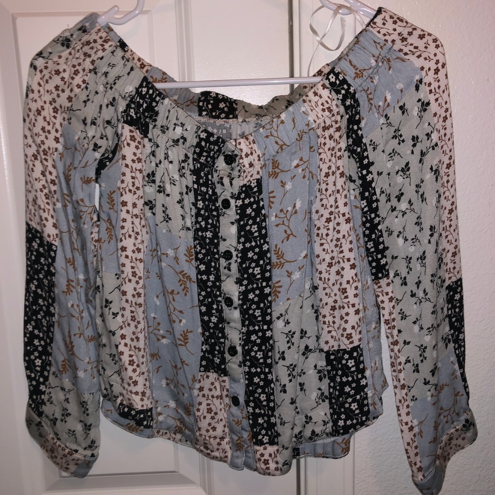 Off The Shoulder long sleeve